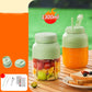 ⚡ 50% ZNIŻKI – OSTATNI DZIEŃ! Kubek 2w1 z dwiema zakrętkami – wyciskaj i pij z jednego pojemnika. Idealny na wynos! 🥤✨