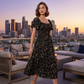 👗 Sukienka midi w kwiaty – 50% ZNIŻKI! OFERTA LIMITOWANA!☀️💃 Kwadratowy dekolt, delikatne marszczenia i kwiatowy wzór – idealna na lato, wesela i codzienne stylizacje. Styl bez wysiłku na każdą okazję! 🌸